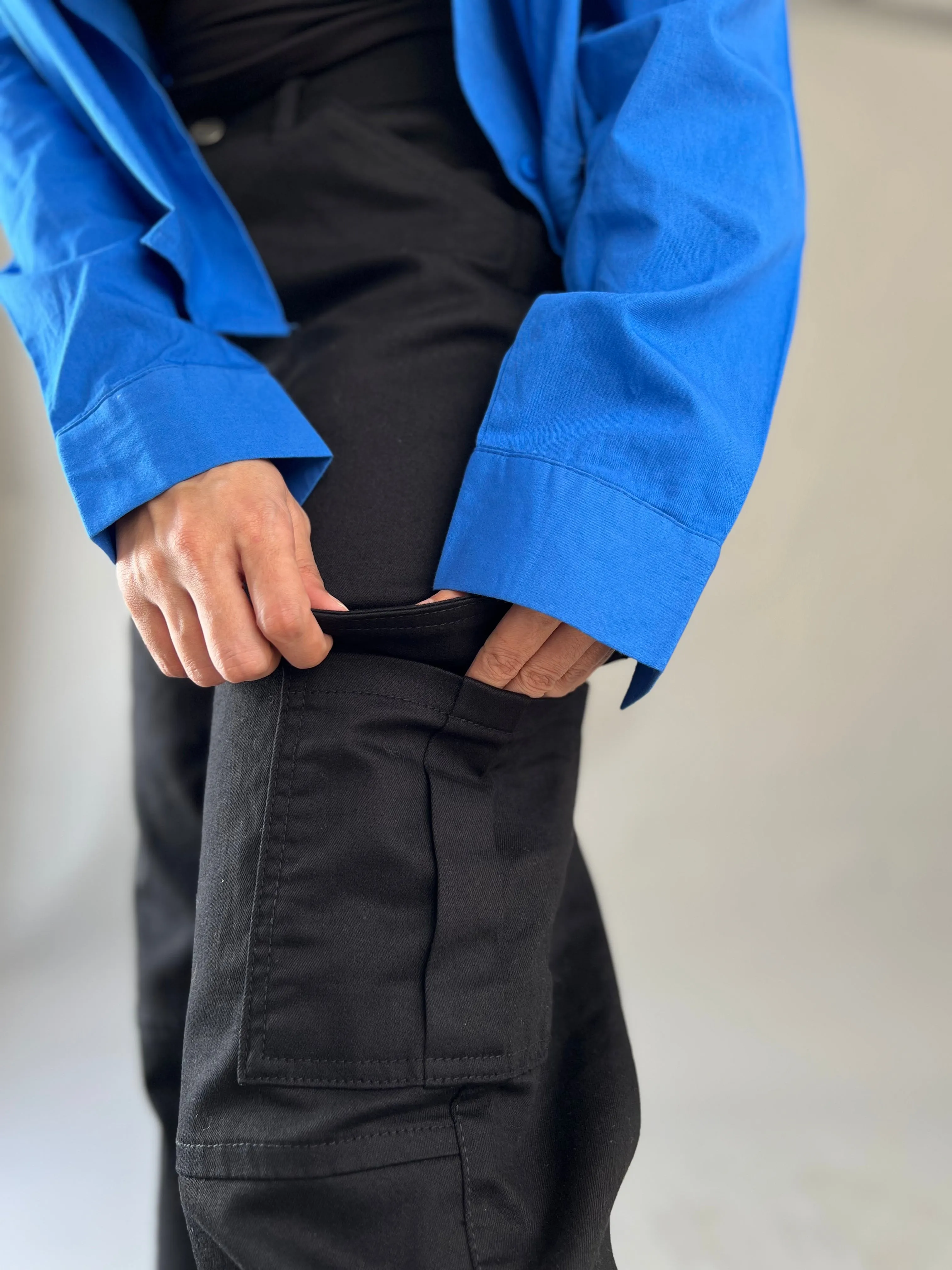 Cargo Straight Black