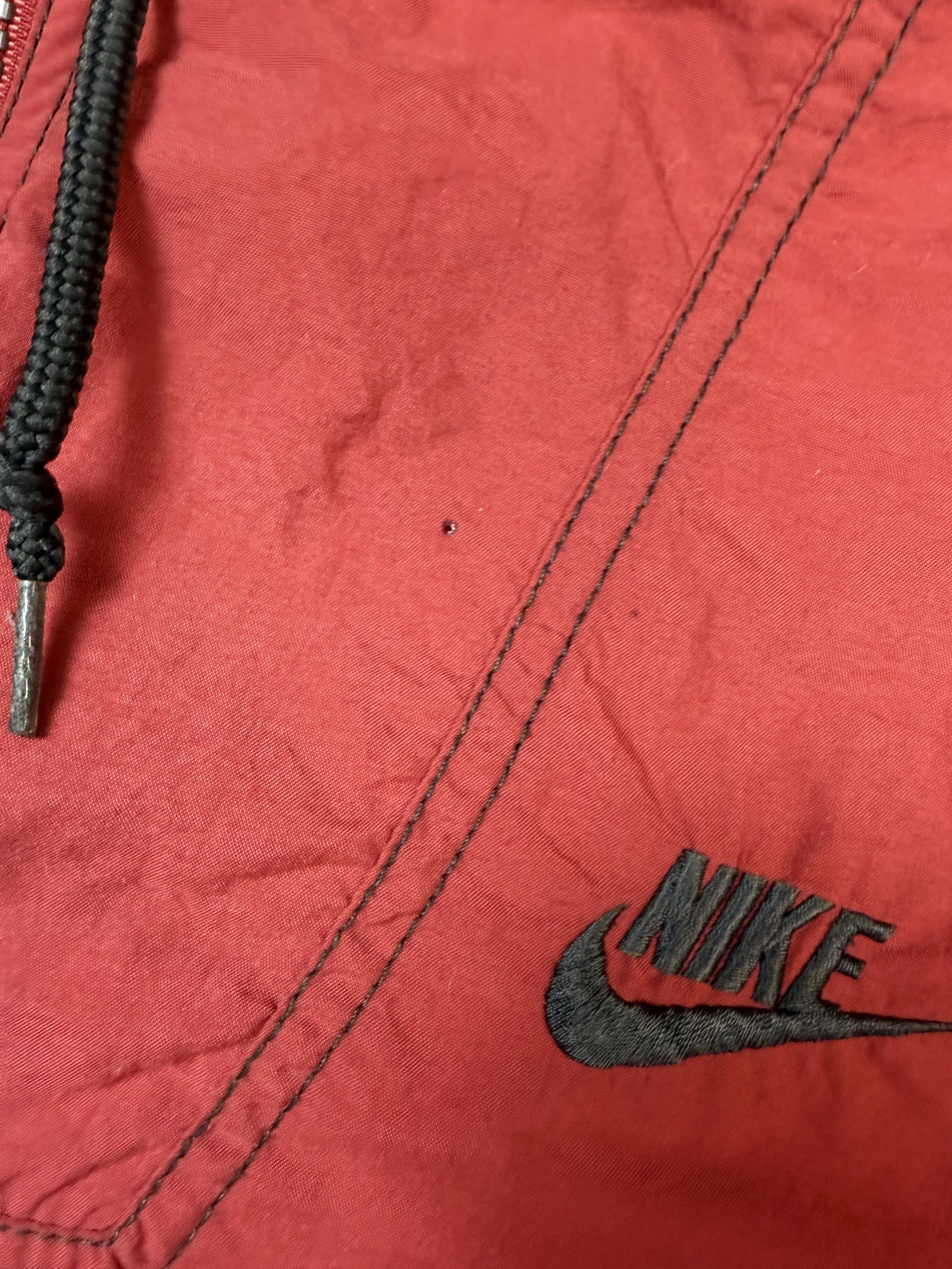 Vintage 90s Nike track jacket (M)