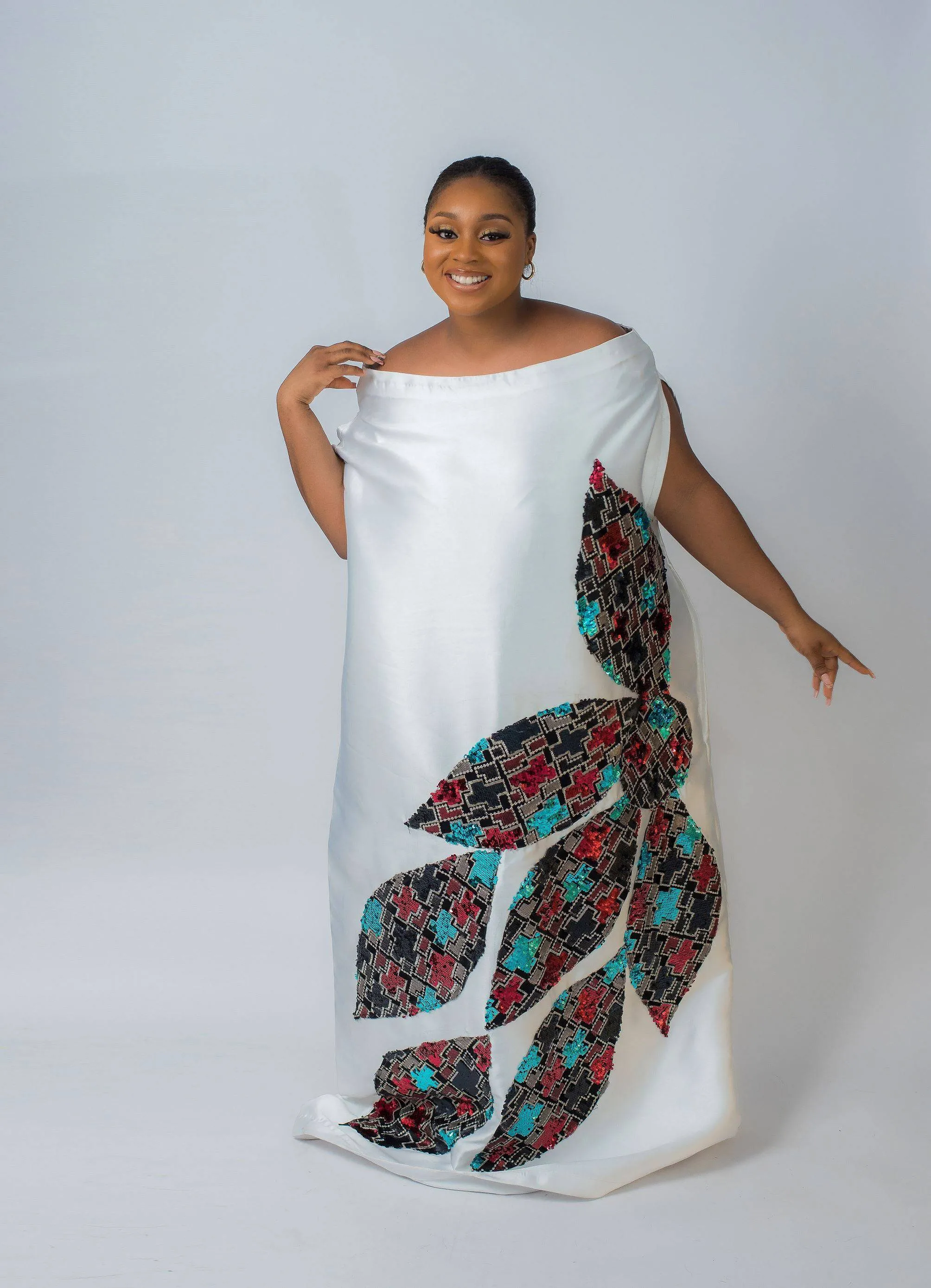 White Goddess Maxi African kaftan boubou mikado silk dress with multicolored sequin